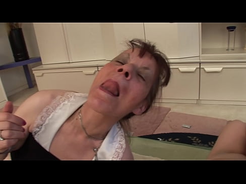 ❤️ Dalawang lola at isang lolo ang may threesome ❤ Fucking video sa tl.pornohammer.ru ❌❤